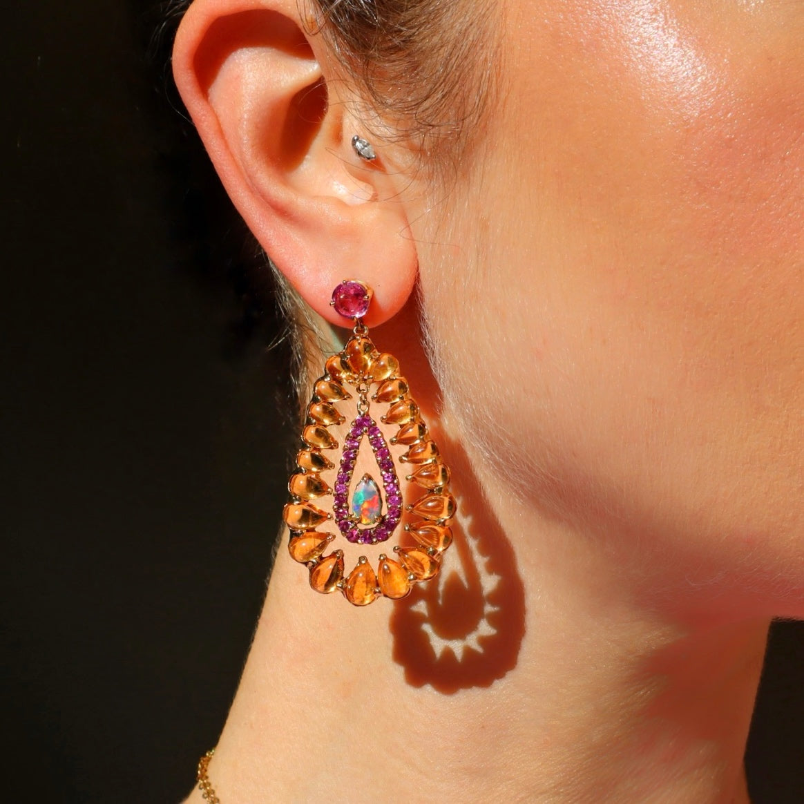 Mandarin Garnet Safira Earrings